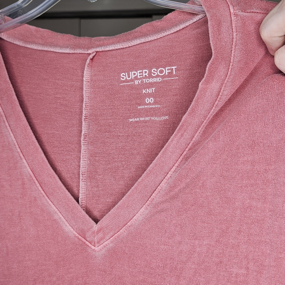 Super Soft Pink V-Neck T-Shirt - Picture 3 of 3
